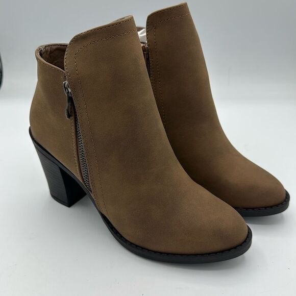Toffee Bootie heeled 7.5 NWT Justina - Bonnibel - Picture 1 of 6